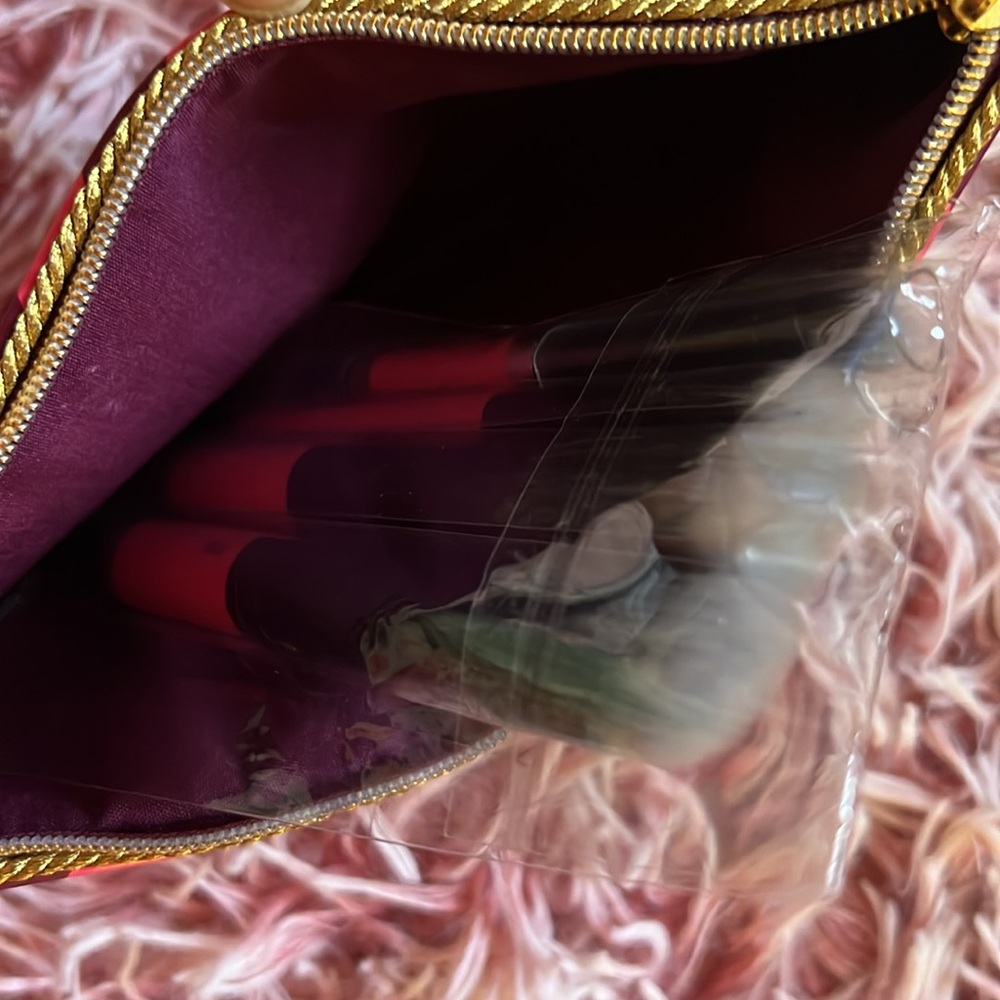 MAC Makeup Brush Kit Set Nutcracker Sweet Pink Four Brushes - Picture 4 of 9